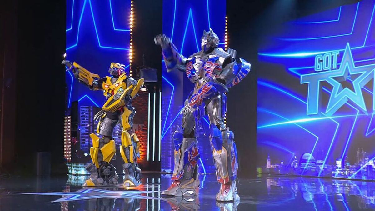 Dos Transformers bailan y perrean en Got Talent 2021
