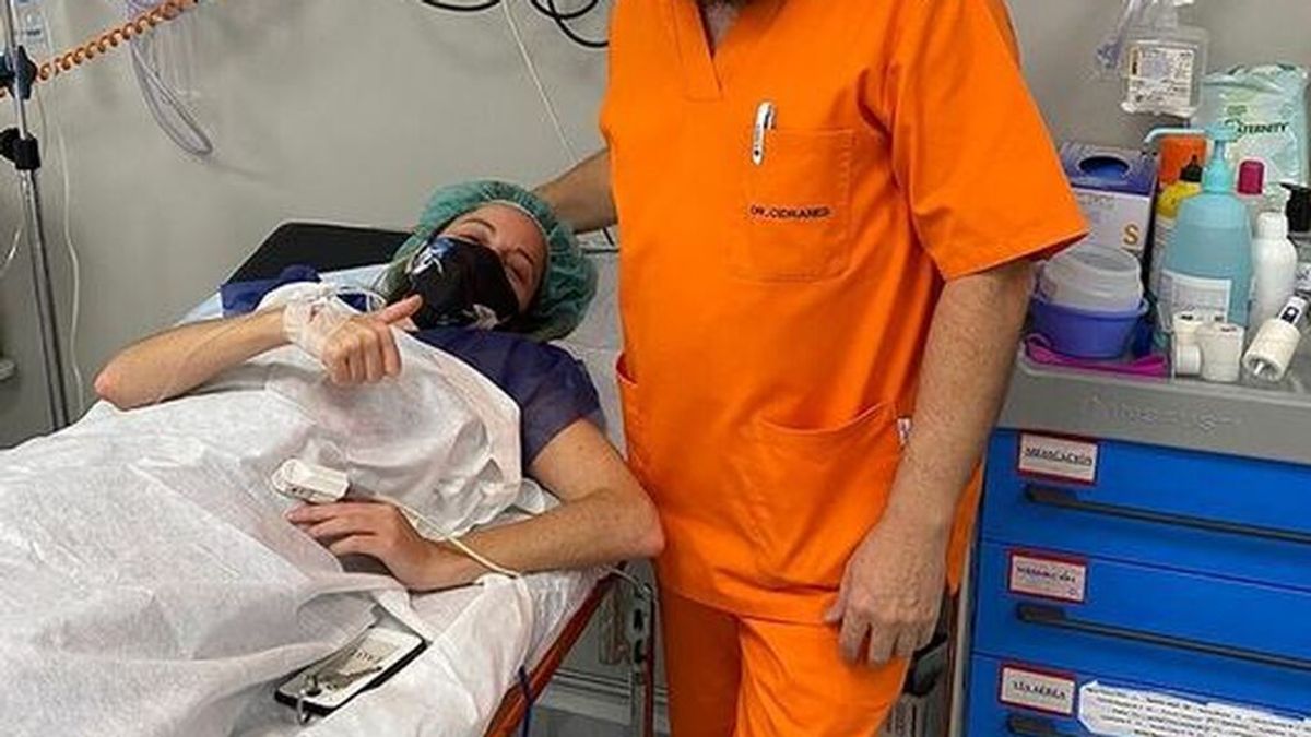 Andrea Levy publica una foto desde el hospital: "Nuestro cuerpo nos pide un descanso y se lo hemos de dar"