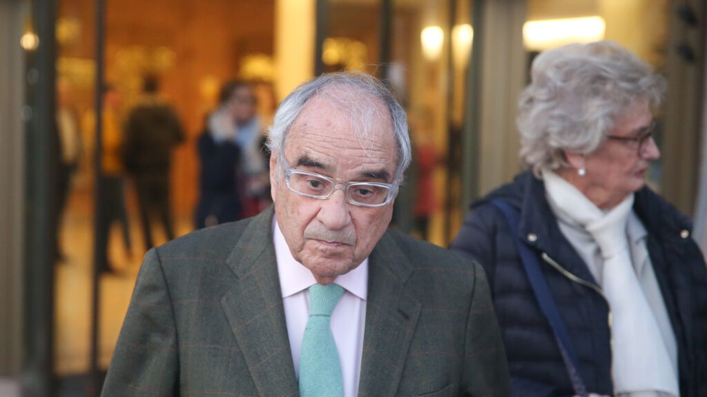Martín Villa procesado en Argentina por homicidio y torturas durante el franquismo