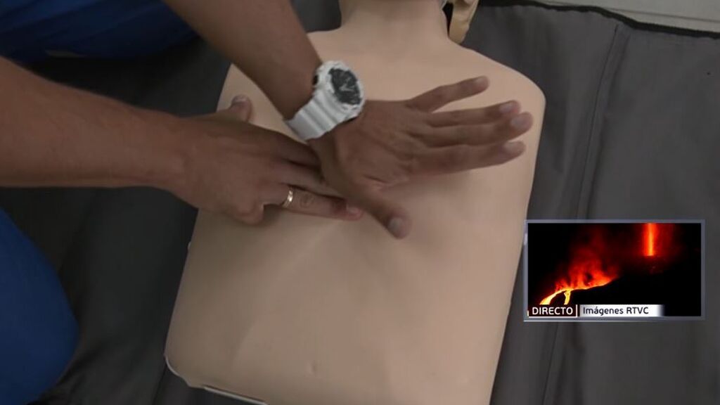 Cómo realizar un masaje cardíaco para salvar una vida