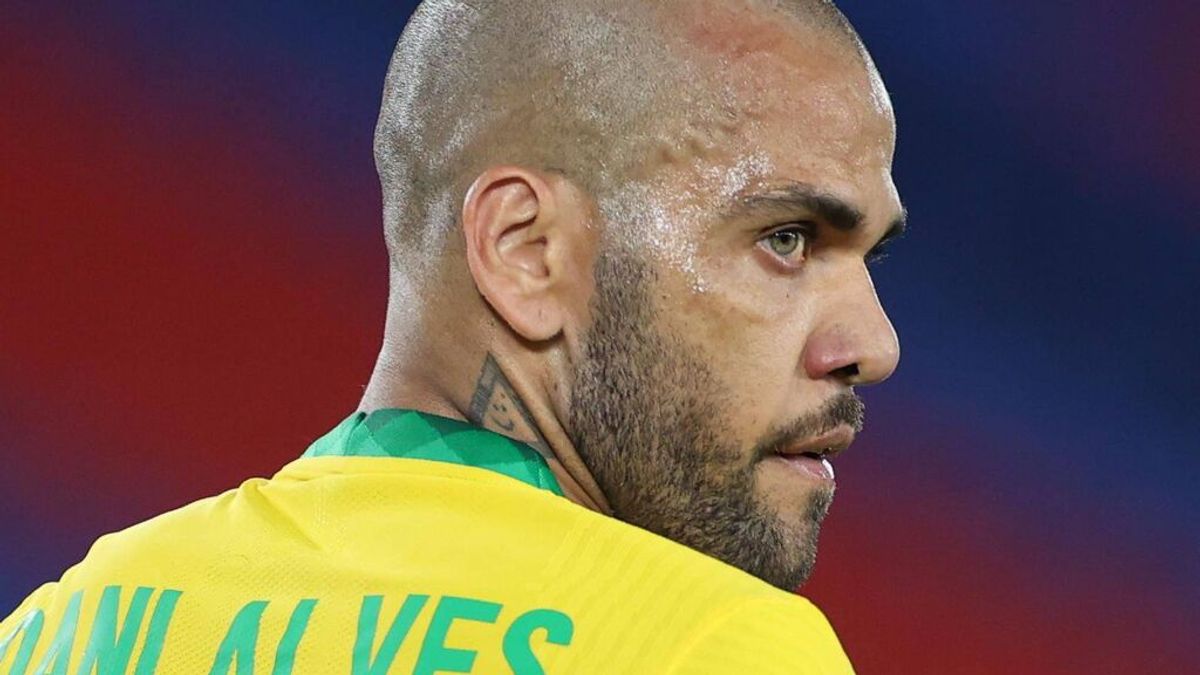 Dani Alves se ofrece para volver al Barça: "Si me necesita, solo tiene que llamarme"