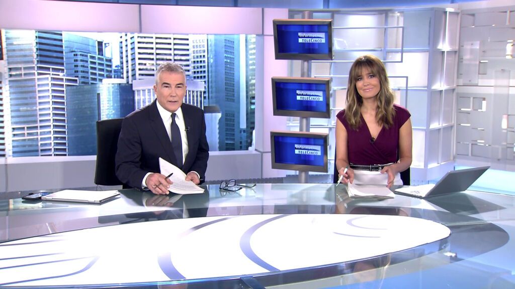 Con David Cantero e Isabel Jiménez Informativos Telecinco 2021 Mediodía 18/10/2020