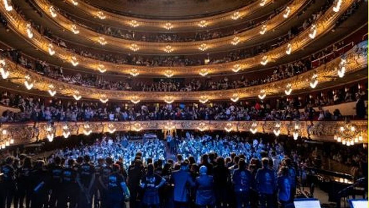 'La Gala más IN' sube al escenario del Teatro Real a unos 20 artistas con y sin discapacidad 'La Gala más IN' sube al escenario del Teatro Real a unos 20 artistas con y sin discapacidad