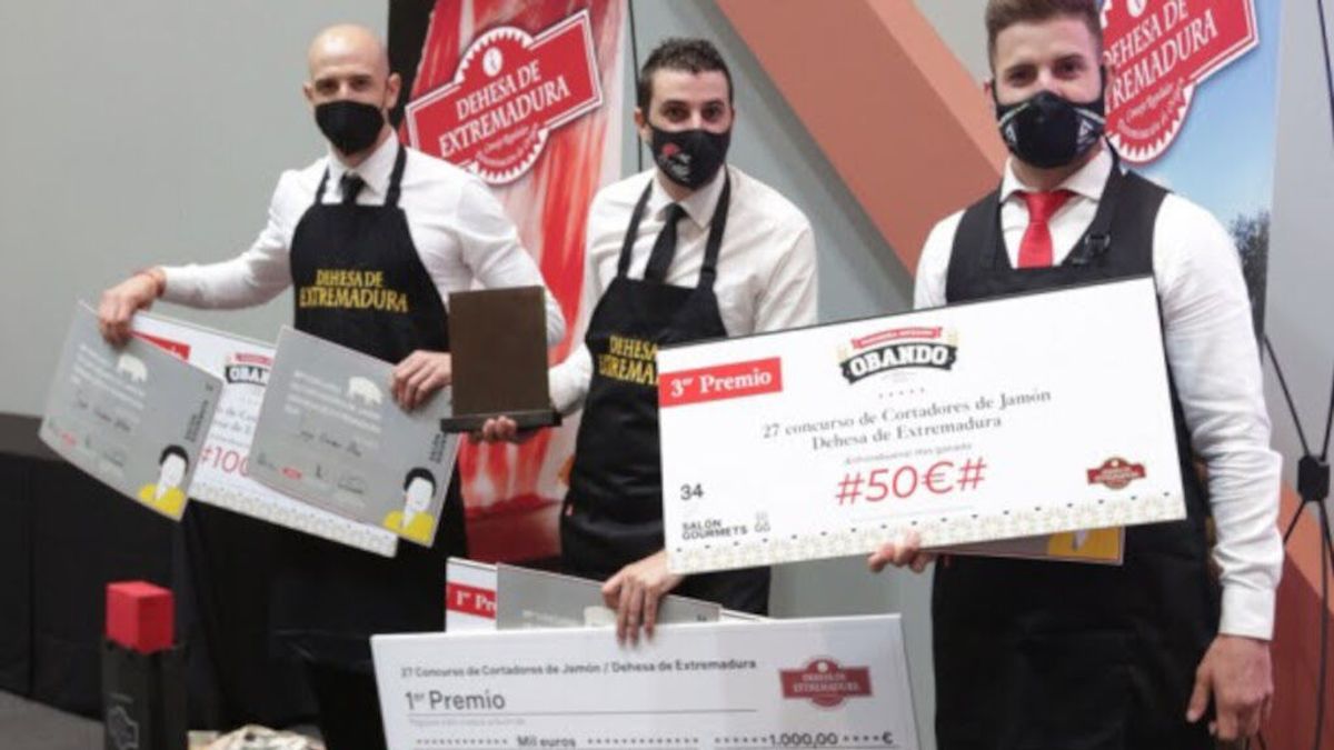El mejor cortador de jamón de España es gallego El mejor cortador de jamón de España es gallego