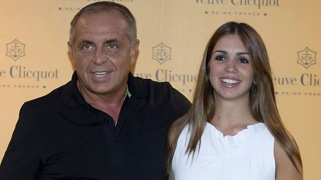 Luego, le llevó la carrera profesional a su hija Elena.