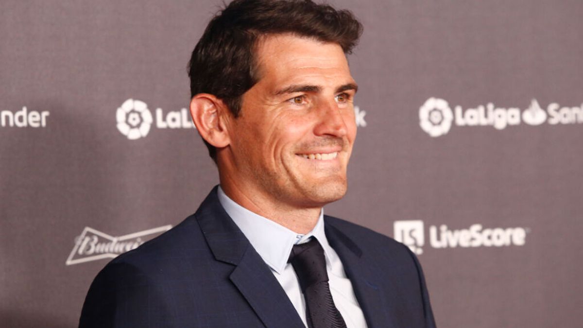 Iker Casillas muestra su "desparpajo" en portugués y le comparan con Joaquín el del Betis