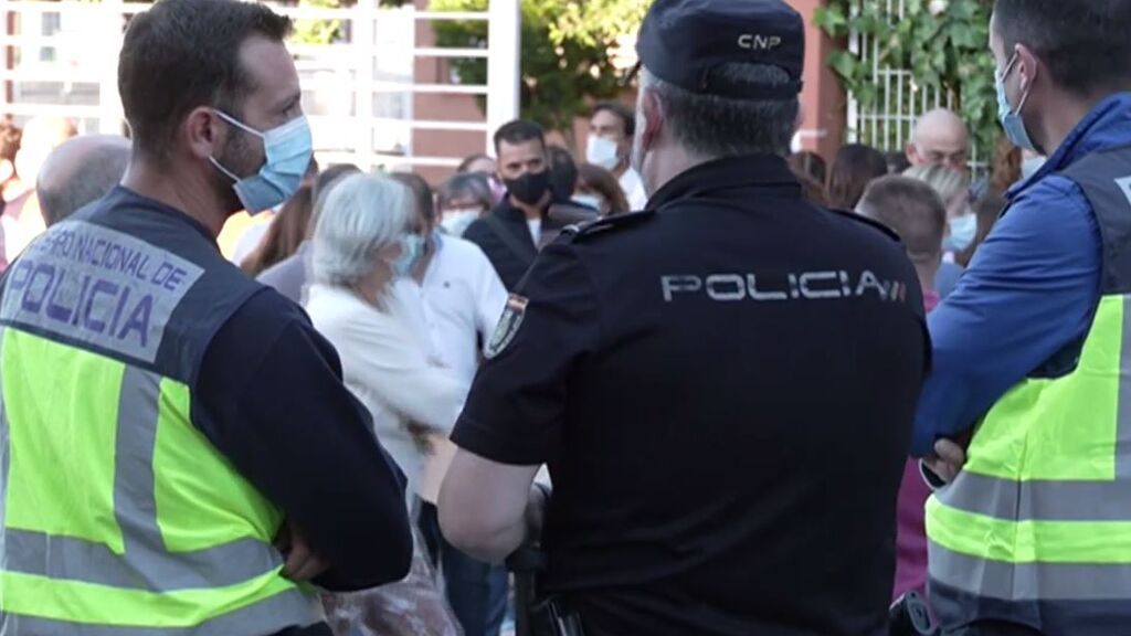Detenida una madre por agredir a dos maestras en Coria del Río, Sevilla