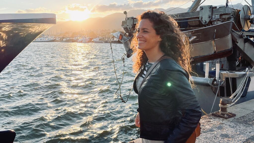 Laura Madrueño, con los pescadores que se preocupan por el mar