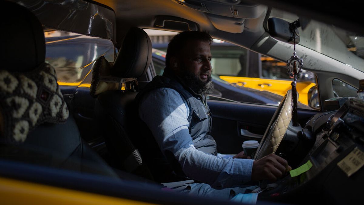 Los taxistas de Barcelona piden poner cámaras de vigilancia en sus coches ante el incremento de inseguridad Los taxistas de Barcelona piden poner cámaras de vigilancia en sus coches ante el incremento de inseguridad