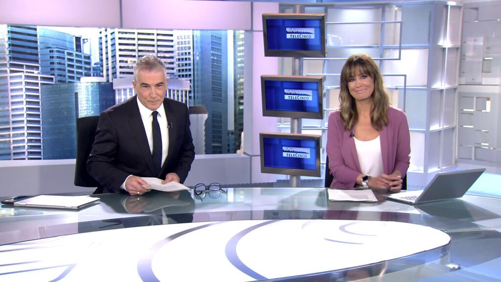 Con David Cantero e Isabel Jiménez Informativos Telecinco 2021 Mediodía 20/10/2021