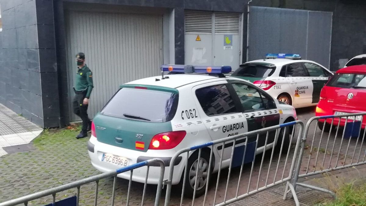Prisión sin fianza para los acusados de agredir sexualmente a dos menores en Cangas Prisión sin fianza para los acusados de agredir sexualmente a dos menores en Cangas