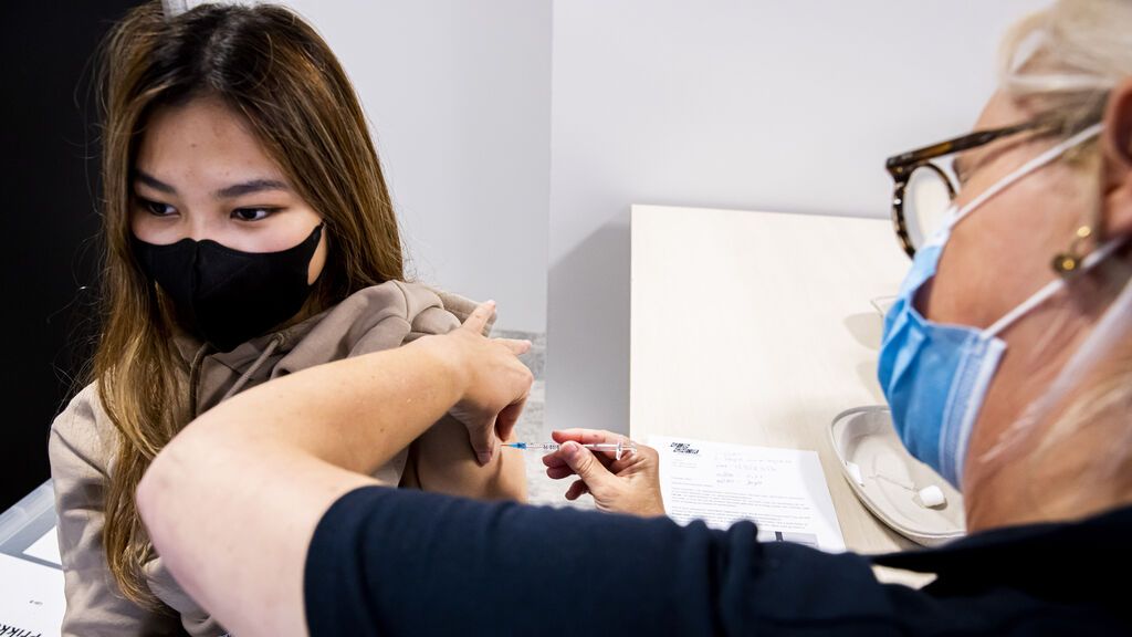La EMA descarta que la vacuna de Pfizer provoque trastornos menstruales