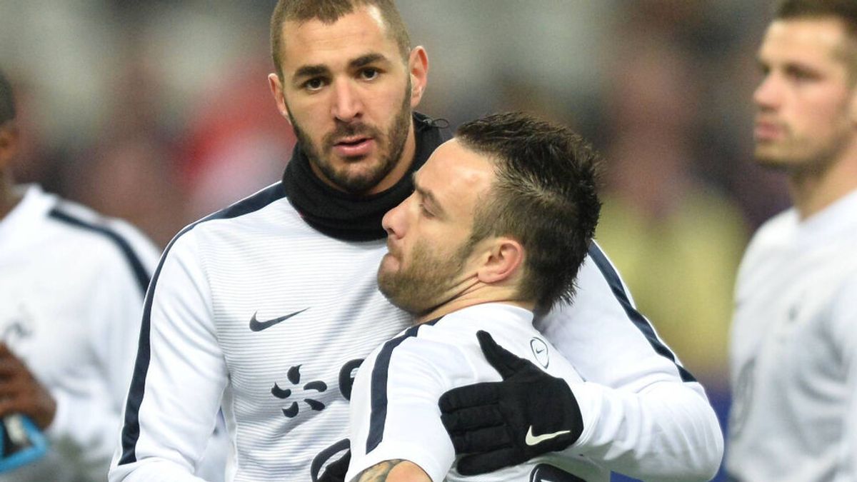 Karim Benzema no acude al inicio del juicio por el intento de chantaje a Matthieu Valbuena Karim Benzema no acude al inicio del juicio por el intento de chantaje a Matthieu Valbuena
