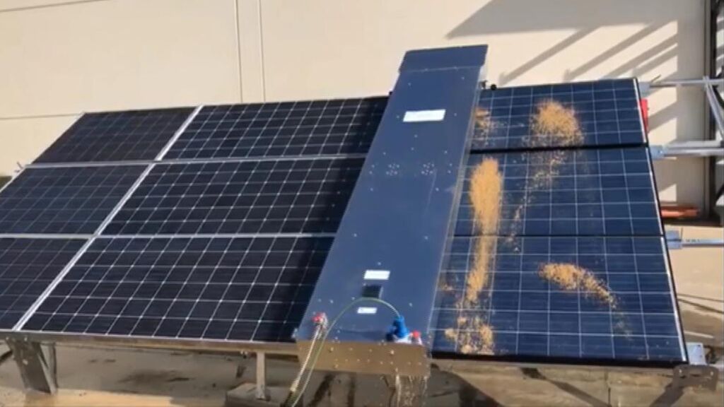 Cómo se limpian los paneles solares