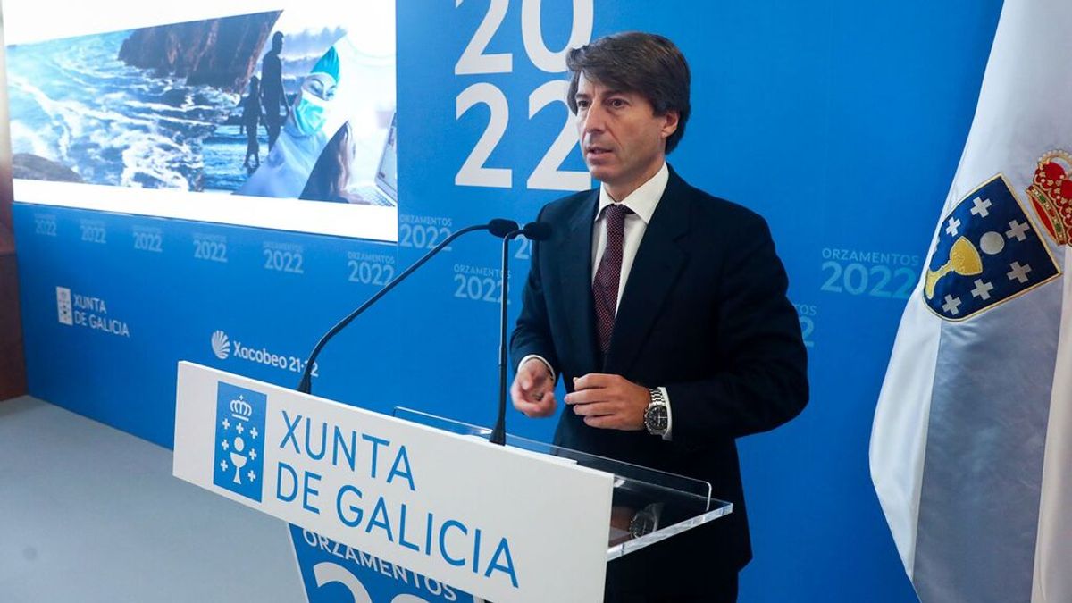 Feijóo y su equipo se suben el sueldo un 2% y el gasto en personal de gabinete crece un 50% Feijóo y su equipo se suben el sueldo un 2% y el gasto en personal de gabinete crece un 50%