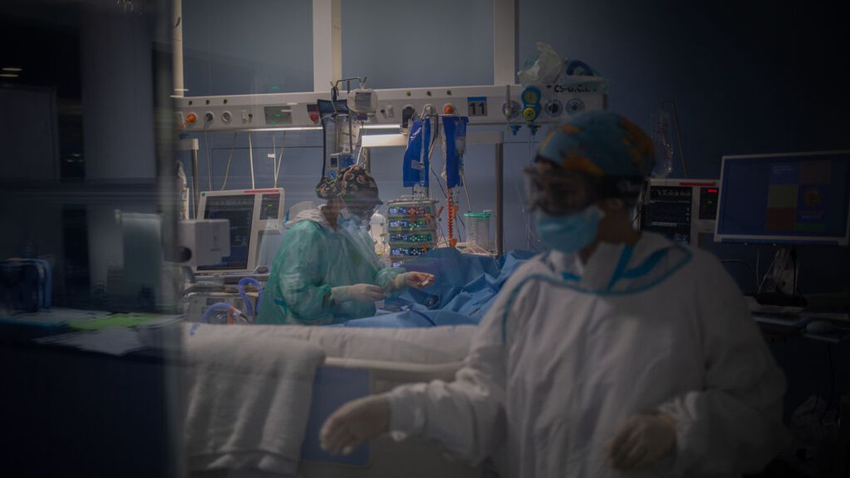 Repunte del coronavirus en Cataluña con la velocidad de contagio por encima de 1 punto Repunte del coronavirus en Cataluña con la velocidad de contagio por encima de 1 punto