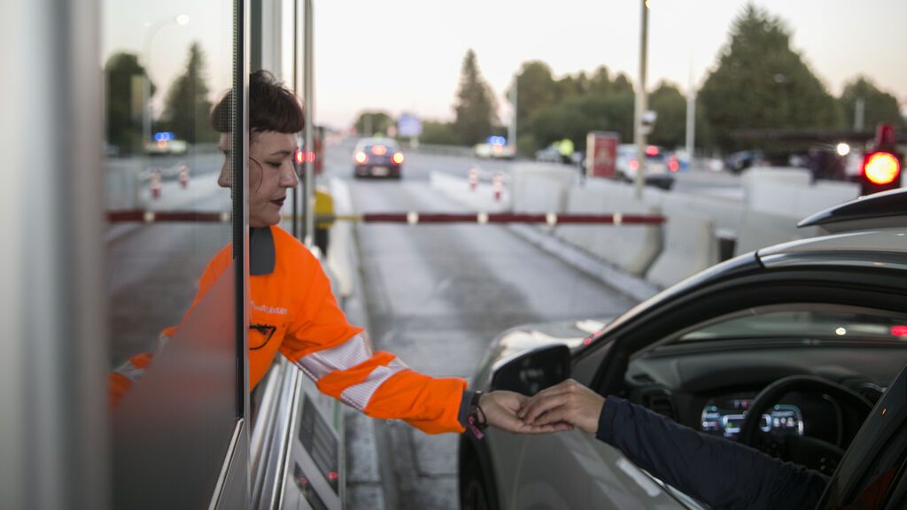 Al final habrá que pagar por las autovías: calculamos lo que costará ir a algunas ciudades con la tarifa que se ha filtrado