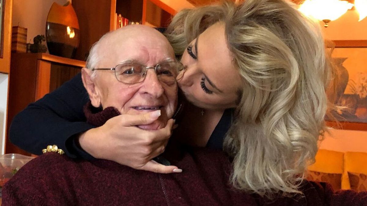 La emoción de un abuelo gallego al ser felicitado por Rafa Nadal en su cumpleaños La emoción de un abuelo gallego al ser felicitado por Rafa Nadal en su cumpleaños