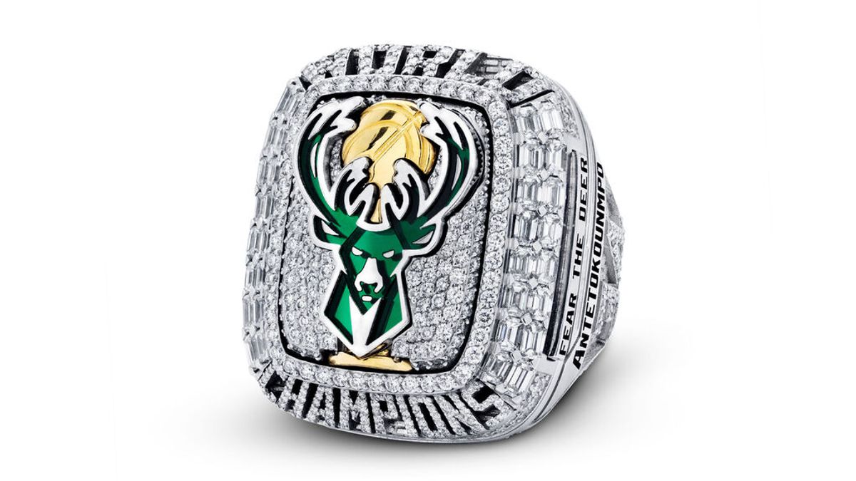 Así son los anillos de lo Bucks: 390 diamantes para los campeones de la NBA