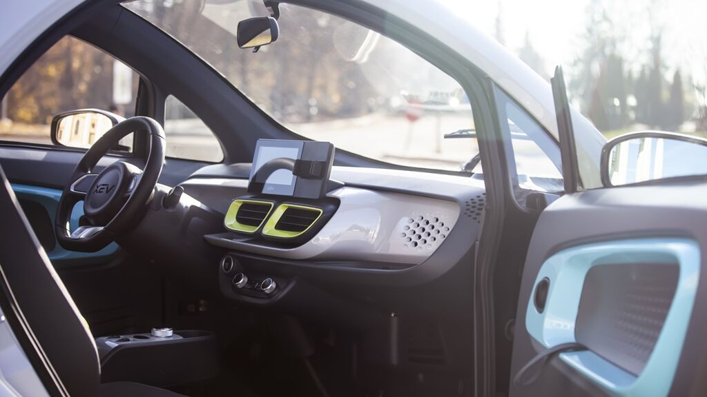 Sorprende el espacio interior del XEV Yoyo