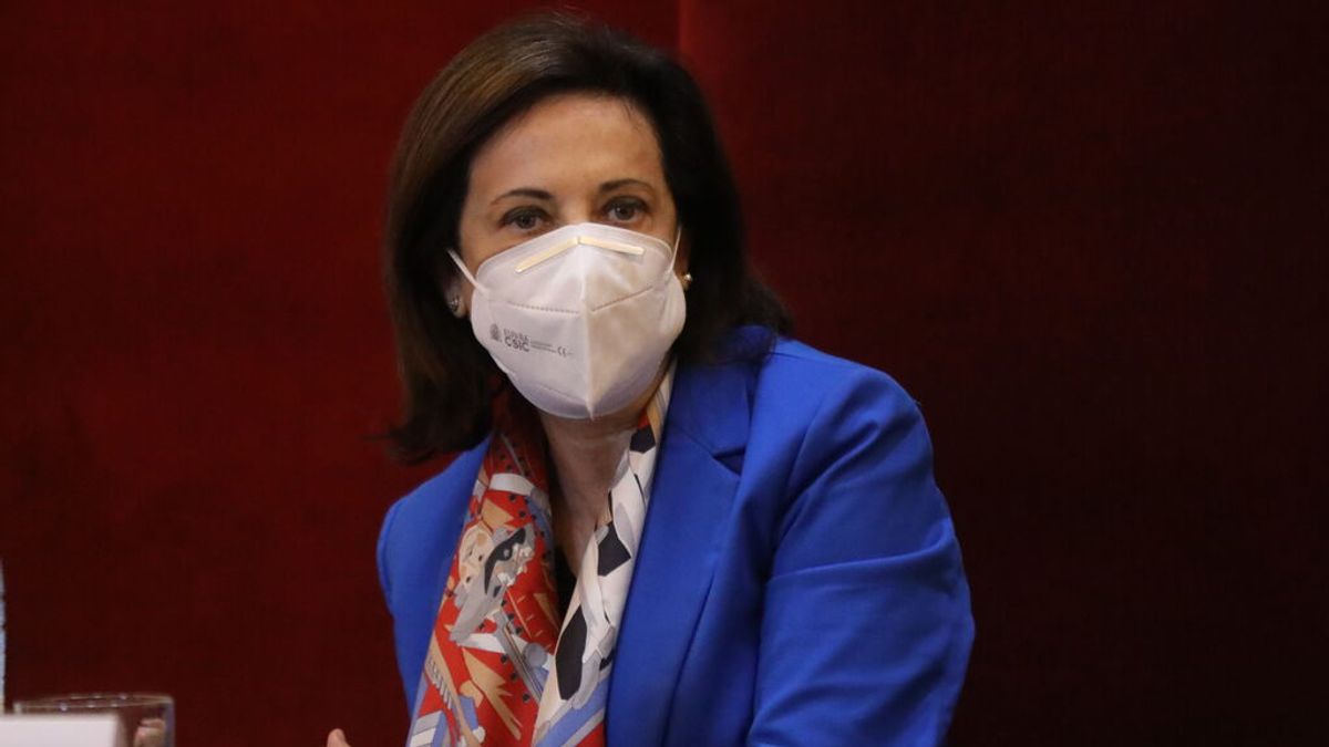 Robles, sobre la querella de Podemos a Meritxell Batet: "soy contraria a judicializar la vida política" Robles, sobre la querella de Podemos a Meritxell Batet: "soy contraria a judicializar la vida política"