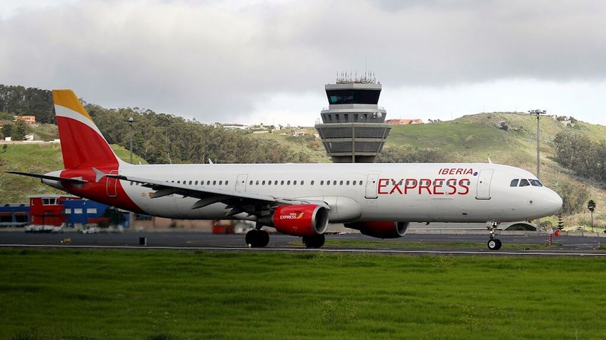 Los Rodeos, a punto de repetir la mayor tragedia aérea: "Habríamos chocado dos aviones" Los Rodeos, a punto de repetir la mayor tragedia aérea: "Habríamos chocado dos aviones"