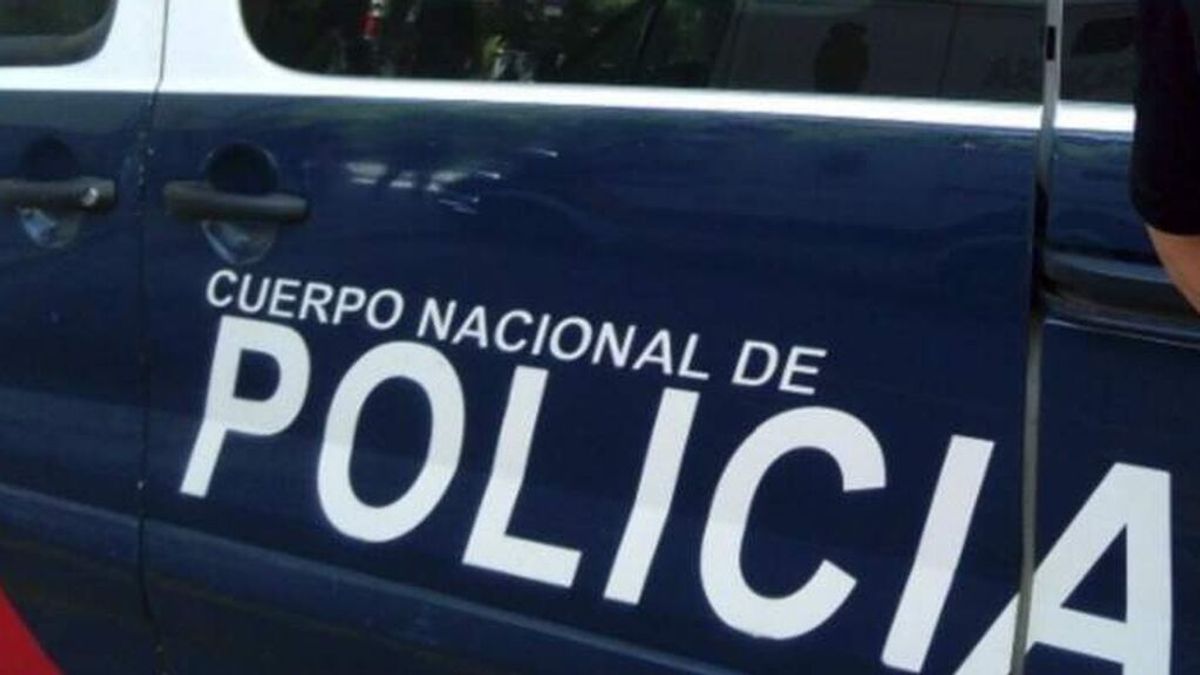 Encuentran muertos a una mujer de 83 años y su hijo en un piso de Arévalo: podrían llevar días fallecidos