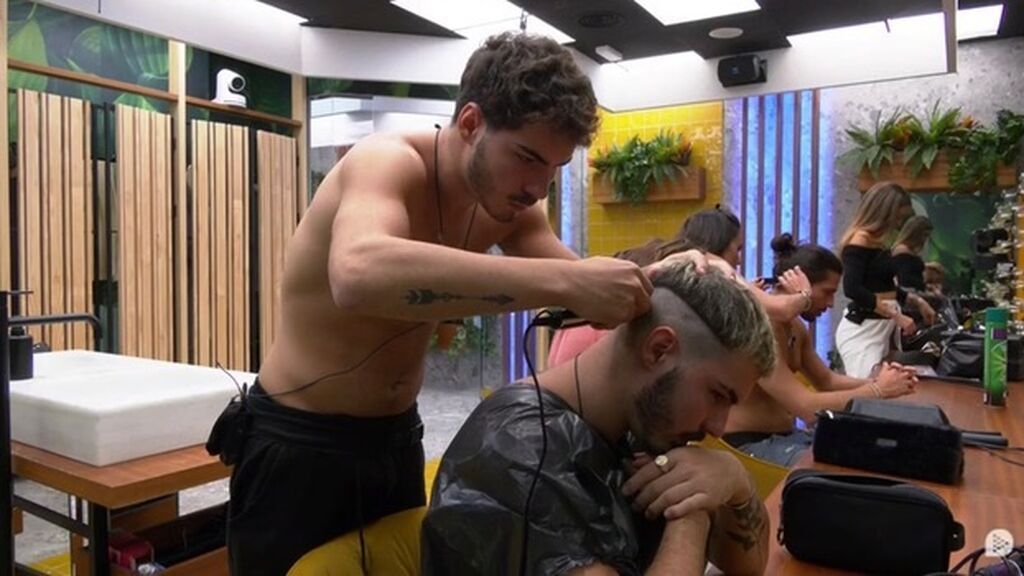 Jesús y Dani, peluqueros