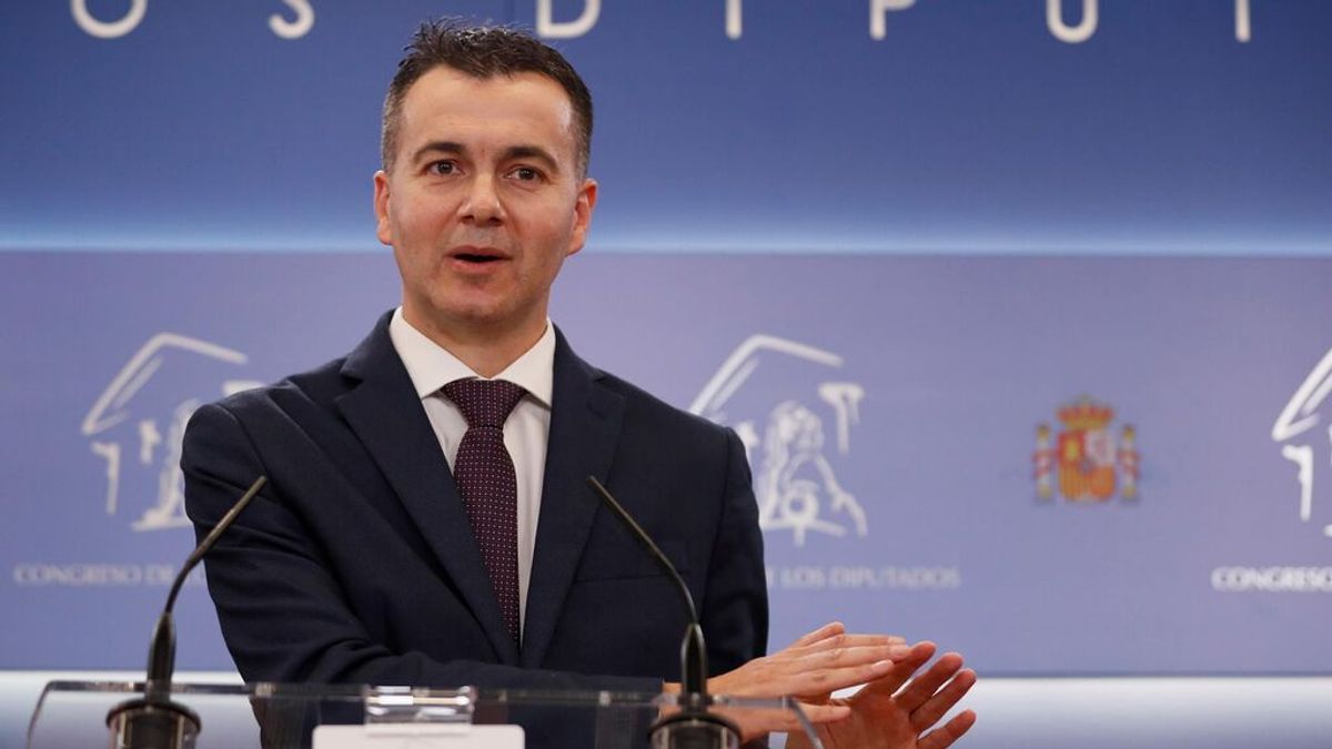 PSOE y Podemos siguen negociando la reforma laboral sin moverse de sus posiciones PSOE y Podemos siguen negociando la reforma laboral sin moverse de sus posiciones
