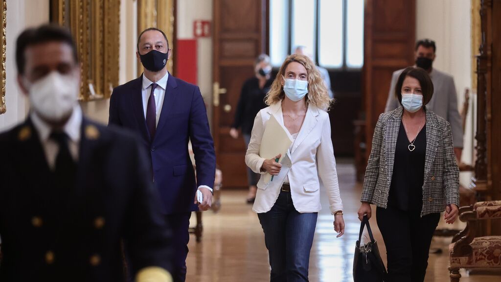 Batet, presionada por todos por el escaño de Alberto Rodríguez
