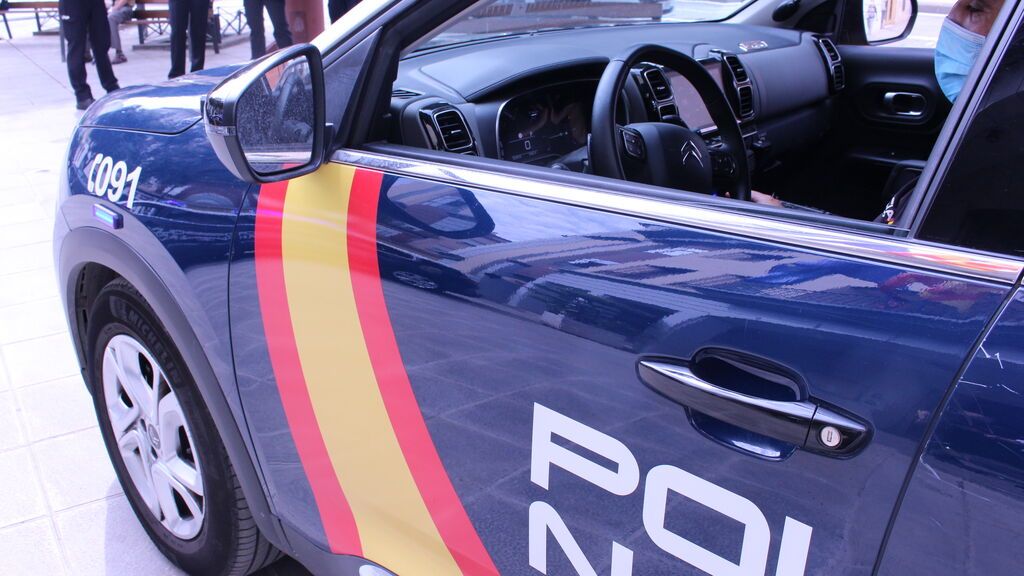 Detenida en Valencia una pareja por amenazar a una menor que mantenía una relación sentimental con su hija