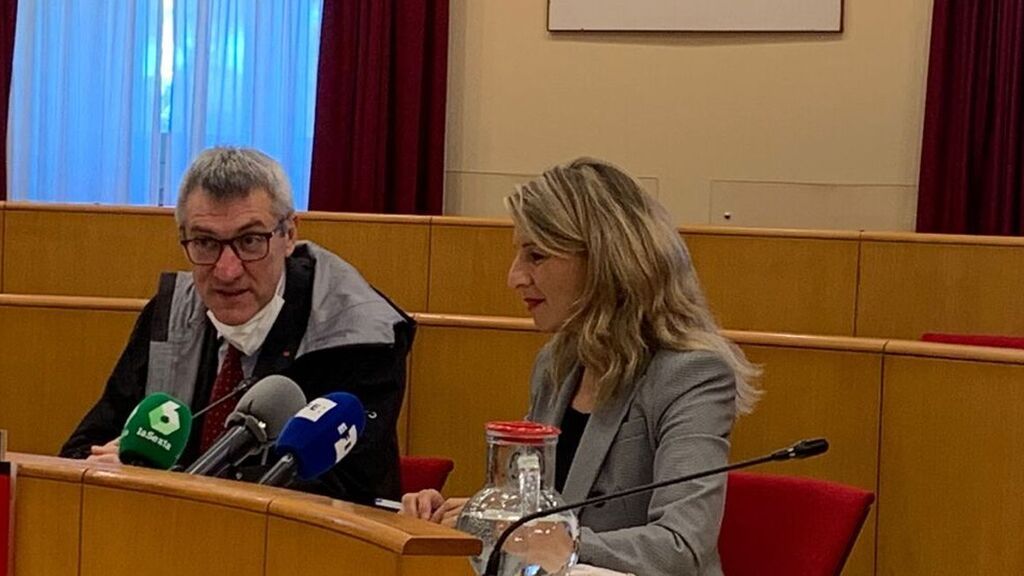 Díaz trata de desactivar a Calviño y reclama que Sánchez lidere la derogación de la reforma laboral