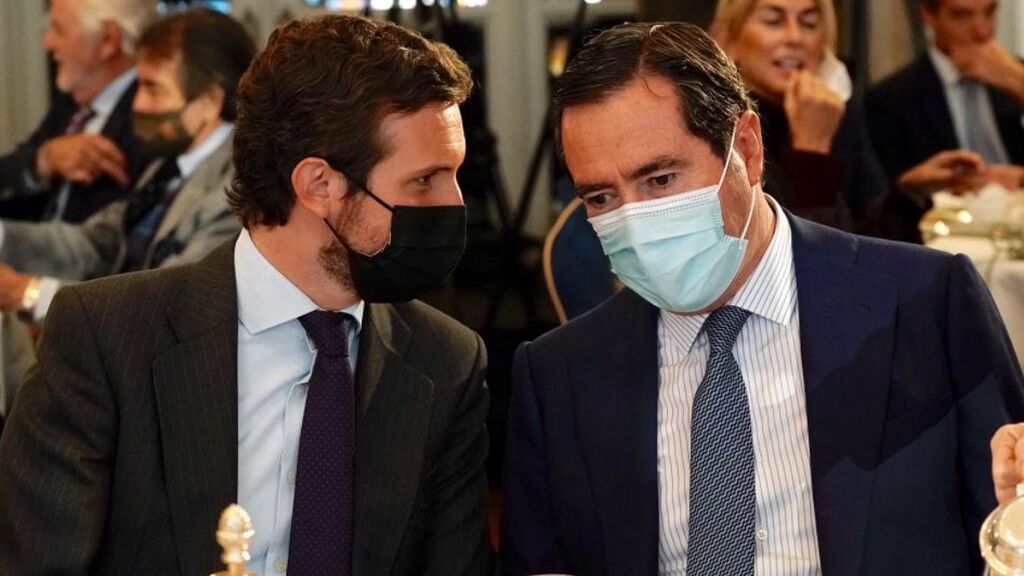 Casado y Garamendi entierran el hacha de guerra en un frente común contra la derogación de la reforma laboral