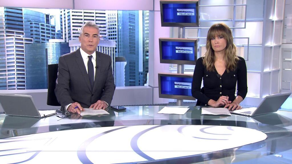 Con David Cantero e Isabel Jiménez Informativos Telecinco 2021 Mediodía 27/10/2021