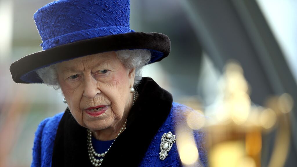 La reina Isabel II no viajará a la próxima Cumbre del Clima en Glasgow por recomendación médica