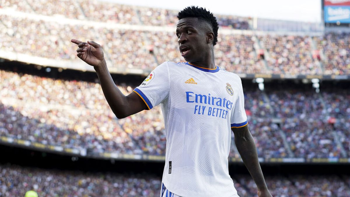 LaLiga denuncia ante Fiscalía los insultos racistas a Vinicius Jr. durante el clásico LaLiga denuncia ante Fiscalía los insultos racistas a Vinicius Jr. durante el clásico