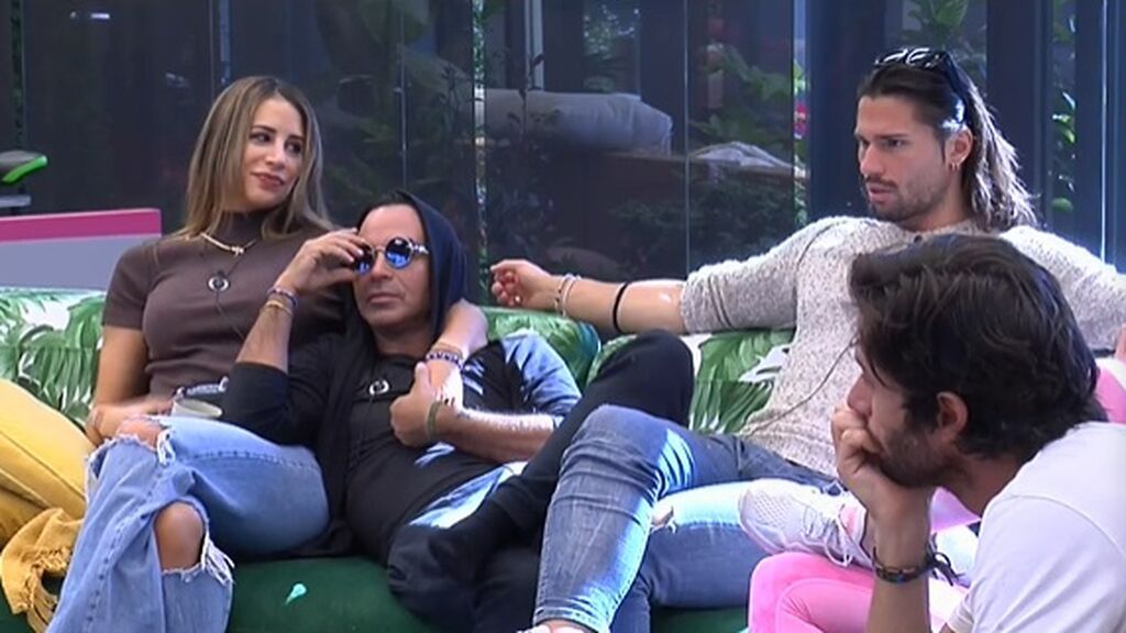 Los chicos en el salón