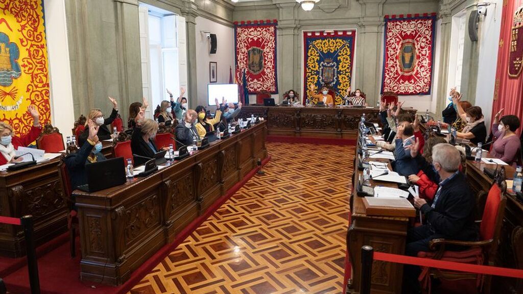 Un edil de la oposición llama golfa a la alcaldesa de Cartagena en un pleno