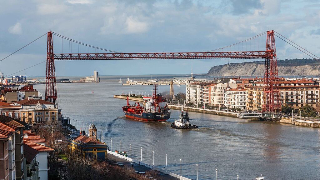 1200px-Bizkaia_zubia_-_Puente_Bizkaia