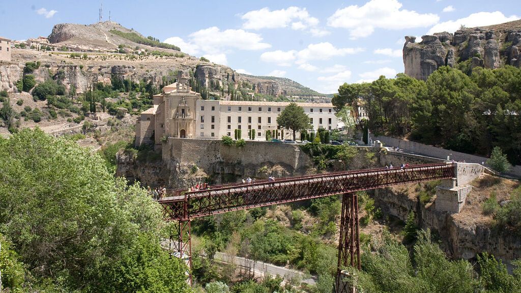 Cuenca,_Spain_-_San_Pablo_Convent_and_San_Pablo_Bridge