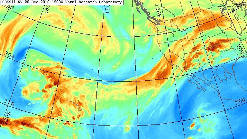 Imagen de vapor de agua tomado por GOES 11 de la costa oriental del océano Pacífico mostrando un río atmosférico de grandes proporciones moviéndose hacia la costa de California, diciembre de 2010