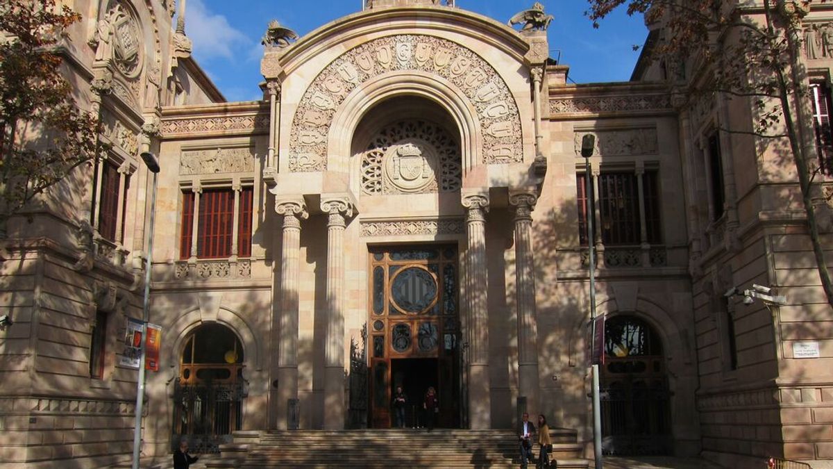 La abogada de la segunda manada de Manresa, a la víctima: "¿Intentó cerrar las piernas?" La abogada de la segunda manada de Manresa, a la víctima: "¿Intentó cerrar las piernas?"