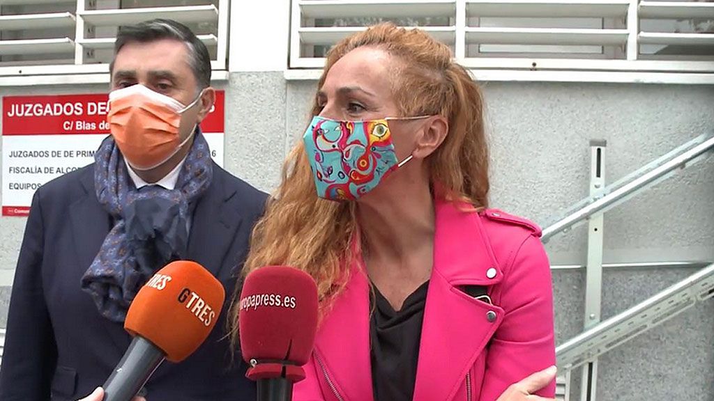 El dardo de Rocío Carrasco a Ortega Cano a su salida del Juzgado: “Espera haberle visto aquí”