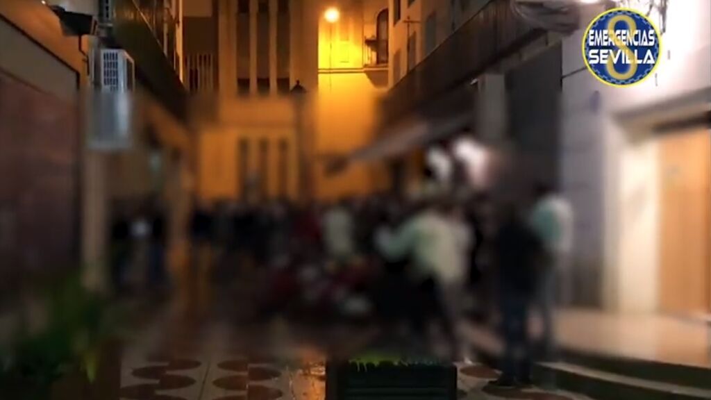 Desalojas en Sevilla cerca de 500 personas de dos fiestas de Halloween con "irregularidades graves"
