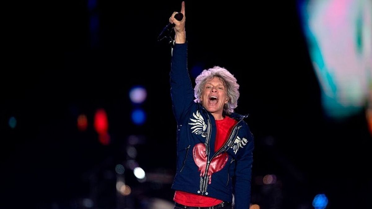 El rockero Jon Bon Jovi da positivo por coronavirus antes de un concierto