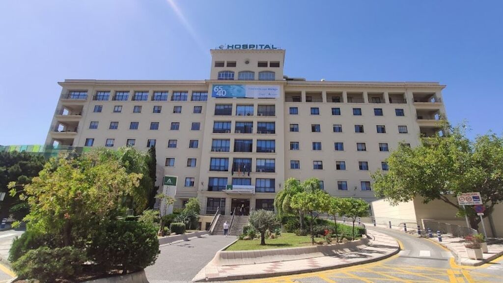 En estado muy grave un hombre de 29 años: fue tiroteado cuando salía de un establecimiento en Fuengirola En estado muy grave un hombre de 29 años: fue tiroteado cuando salía de un establecimiento en Fuengirola