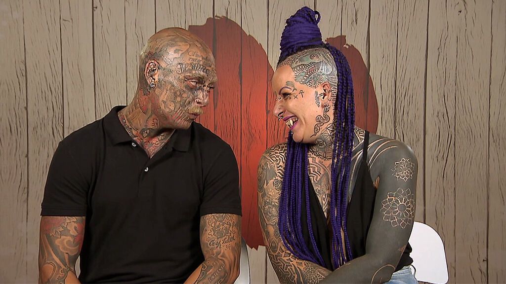 Tara y Miguel se hacen ojitos en 'First Dates'