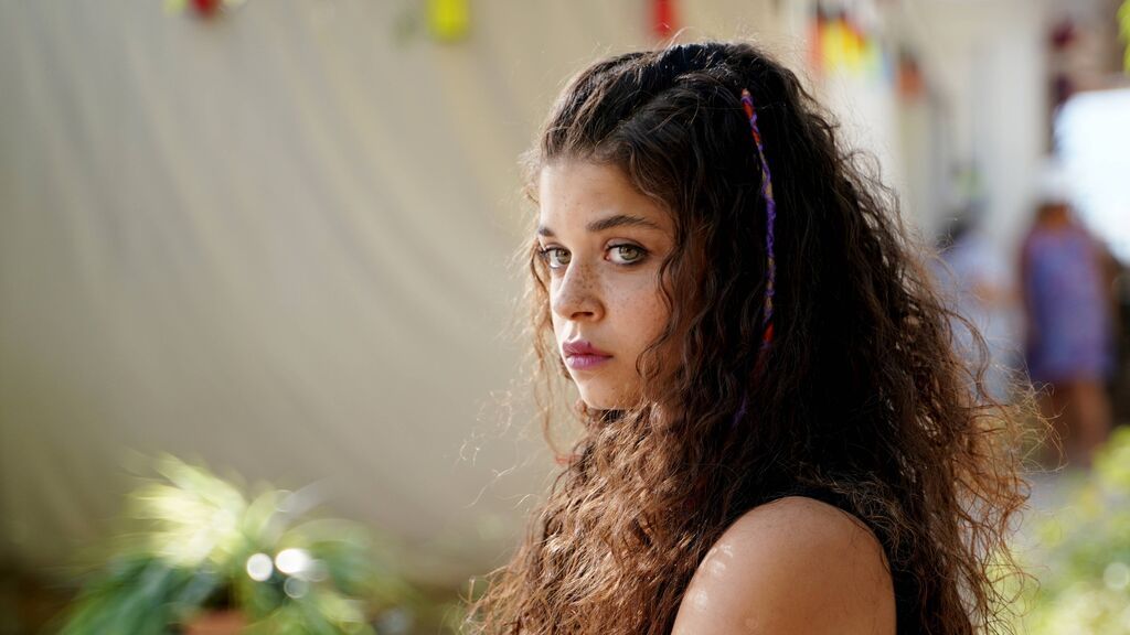 Nehir Köknar (Eylül Ersöz)