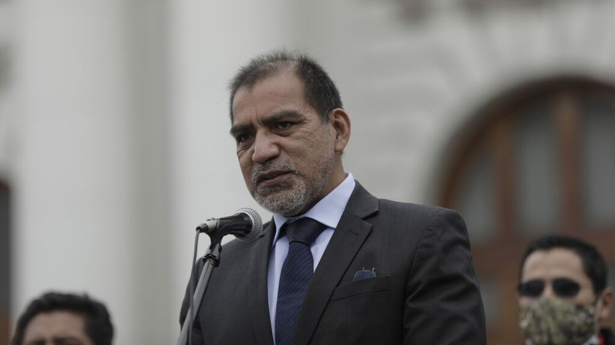 Dimite el ministro del Interior de Perú tras la celebración de una fiesta pese a restricciones Dimite el ministro del Interior de Perú tras la celebración de una fiesta pese a restricciones