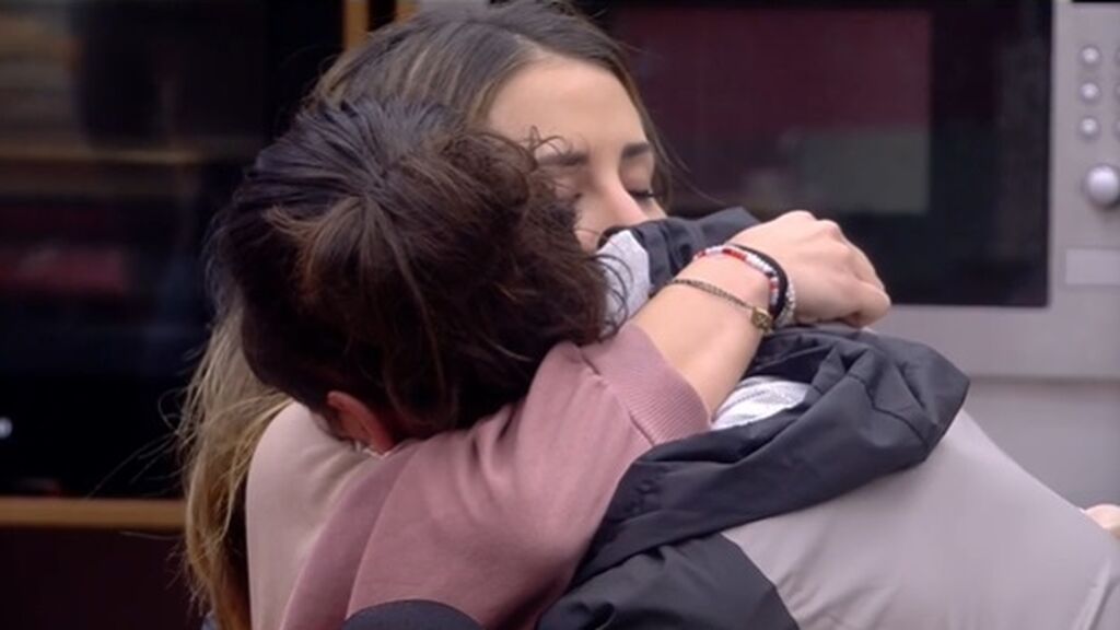 Abrazo Luca y Cris